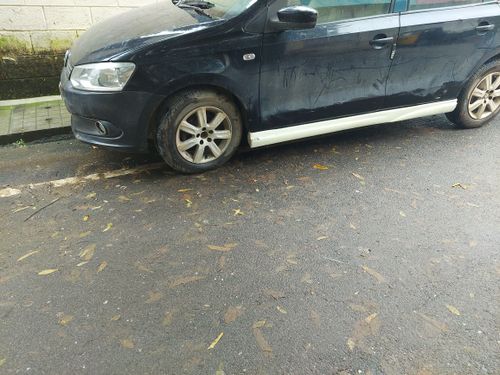 Volkswagen Vento Skirting